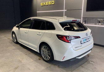 Подержанный автомобиль Toyota Corolla Wagon 2019 года (5 фото)